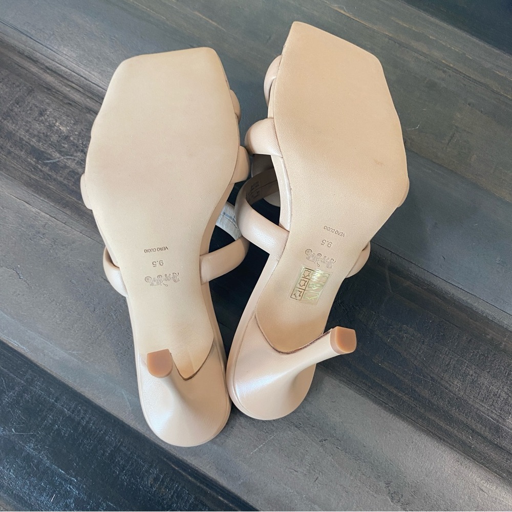 Coach Kellie Sandal; Color Nude/Beechwood; Size 9.5; Never Worn - Picture 12 of 12
